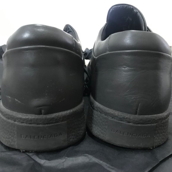 BALENCIAGA PARIS Low Top Leather Sneaker - Picture 11 of 11